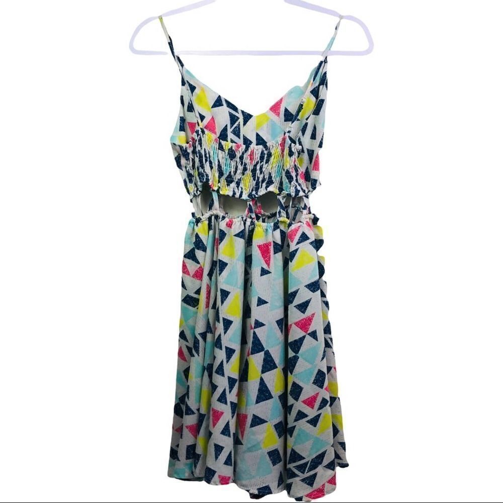 Ocean Drive Geometric Print Cut Out Dress - Picture 2 of 8